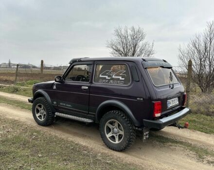 Фиолетовый ВАЗ 21213 Niva, объемом двигателя 1.7 л и пробегом 168 тыс. км за 3800 $, фото 1 на Automoto.ua