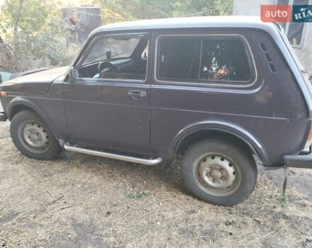 Фиолетовый ВАЗ 21213 Niva, объемом двигателя 1.7 л и пробегом 275 тыс. км за 3500 $, фото 3 на Automoto.ua
