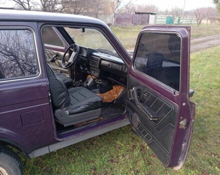 Фіолетовий ВАЗ 21213 Niva, об'ємом двигуна 1.7 л та пробігом 243 тис. км за 2400 $, фото 10 на Automoto.ua