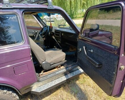 Фиолетовый ВАЗ 21213 Niva, объемом двигателя 1.6 л и пробегом 260 тыс. км за 3000 $, фото 11 на Automoto.ua