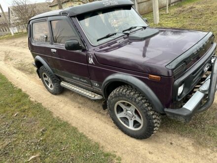 Фиолетовый ВАЗ 21213 Niva, объемом двигателя 1.7 л и пробегом 168 тыс. км за 3800 $, фото 1 на Automoto.ua