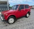 Червоний ВАЗ 21213 Niva, об'ємом двигуна 1.7 л та пробігом 100 тис. км за 3000 $, фото 3 на Automoto.ua