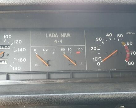 Красный ВАЗ 21213 Niva, объемом двигателя 1.7 л и пробегом 172 тыс. км за 3250 $, фото 7 на Automoto.ua