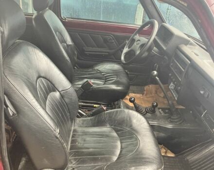 Красный ВАЗ 21213 Niva, объемом двигателя 1.7 л и пробегом 172 тыс. км за 3250 $, фото 5 на Automoto.ua