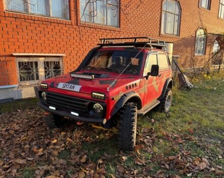Красный ВАЗ 21213 Niva, объемом двигателя 1.7 л и пробегом 1000 тыс. км за 3499 $, фото 2 на Automoto.ua
