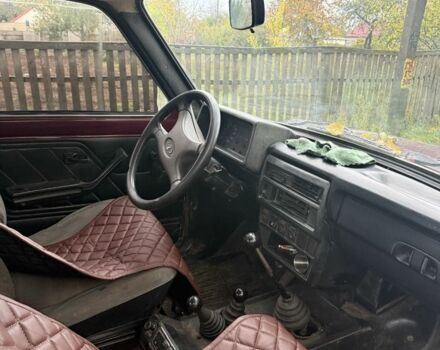 Червоний ВАЗ 21213 Niva, об'ємом двигуна 1.7 л та пробігом 200 тис. км за 1700 $, фото 5 на Automoto.ua