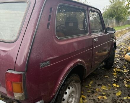 Червоний ВАЗ 21213 Niva, об'ємом двигуна 1.7 л та пробігом 200 тис. км за 1700 $, фото 3 на Automoto.ua
