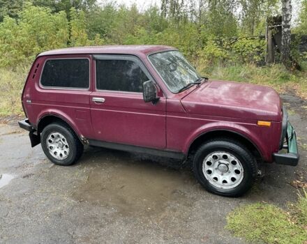 Красный ВАЗ 21213 Niva, объемом двигателя 1.6 л и пробегом 120 тыс. км за 2250 $, фото 2 на Automoto.ua