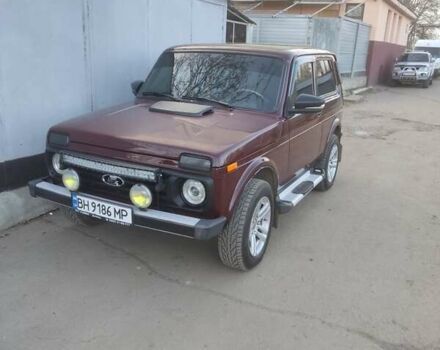 Красный ВАЗ 21213 Niva, объемом двигателя 1.7 л и пробегом 130 тыс. км за 5200 $, фото 3 на Automoto.ua