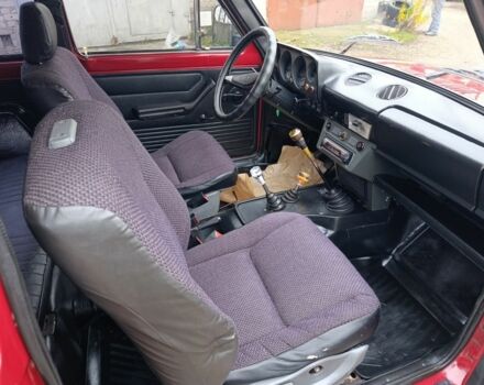 Красный ВАЗ 21213 Niva, объемом двигателя 1.6 л и пробегом 112 тыс. км за 2650 $, фото 18 на Automoto.ua