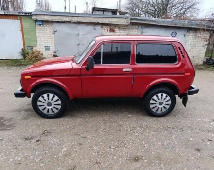 Красный ВАЗ 21213 Niva, объемом двигателя 1.6 л и пробегом 112 тыс. км за 2650 $, фото 9 на Automoto.ua