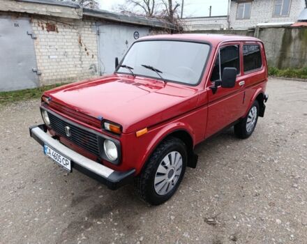 Красный ВАЗ 21213 Niva, объемом двигателя 1.6 л и пробегом 112 тыс. км за 2650 $, фото 10 на Automoto.ua
