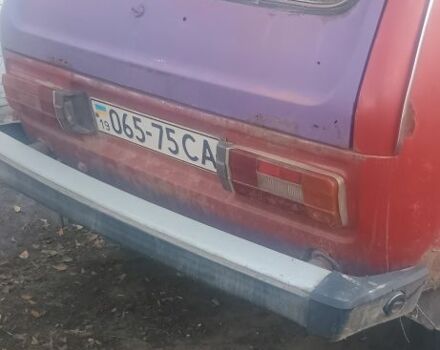 Красный ВАЗ 21213 Niva, объемом двигателя 1.6 л и пробегом 300 тыс. км за 384 $, фото 2 на Automoto.ua