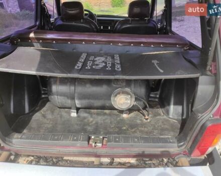 Красный ВАЗ 21213 Niva, объемом двигателя 1.7 л и пробегом 16 тыс. км за 2100 $, фото 5 на Automoto.ua