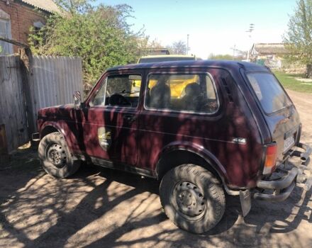 Красный ВАЗ 21213 Niva, объемом двигателя 1.7 л и пробегом 80 тыс. км за 2000 $, фото 4 на Automoto.ua