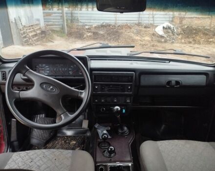 Красный ВАЗ 21213 Niva, объемом двигателя 1.7 л и пробегом 71 тыс. км за 2700 $, фото 6 на Automoto.ua