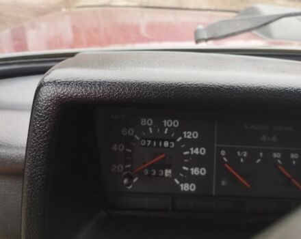 Красный ВАЗ 21213 Niva, объемом двигателя 1.7 л и пробегом 71 тыс. км за 2700 $, фото 5 на Automoto.ua