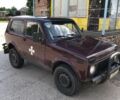 Красный ВАЗ 21213 Niva, объемом двигателя 1.7 л и пробегом 80 тыс. км за 2000 $, фото 1 на Automoto.ua