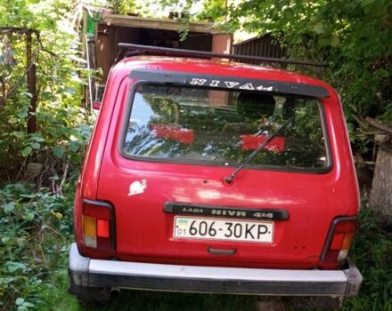 Красный ВАЗ 21213 Niva, объемом двигателя 1.6 л и пробегом 855 тыс. км за 2500 $, фото 6 на Automoto.ua