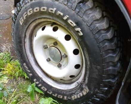 Красный ВАЗ 21213 Niva, объемом двигателя 1.6 л и пробегом 855 тыс. км за 2500 $, фото 3 на Automoto.ua