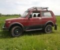 Красный ВАЗ 21213 Niva, объемом двигателя 1.7 л и пробегом 260 тыс. км за 2350 $, фото 1 на Automoto.ua