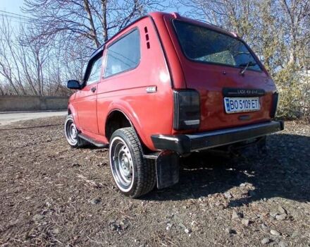Красный ВАЗ 21213 Niva, объемом двигателя 1.69 л и пробегом 80 тыс. км за 2950 $, фото 5 на Automoto.ua