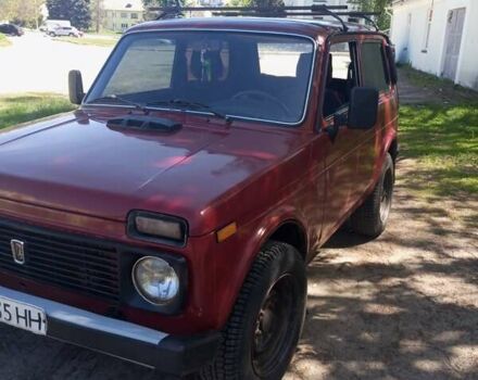 Красный ВАЗ 21213 Niva, объемом двигателя 1.69 л и пробегом 270 тыс. км за 2500 $, фото 3 на Automoto.ua