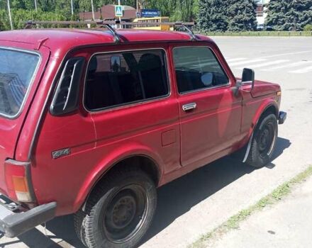 Красный ВАЗ 21213 Niva, объемом двигателя 1.69 л и пробегом 270 тыс. км за 2500 $, фото 9 на Automoto.ua