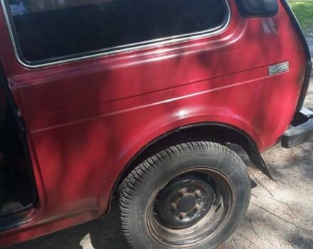 Красный ВАЗ 21213 Niva, объемом двигателя 1.69 л и пробегом 270 тыс. км за 2500 $, фото 6 на Automoto.ua
