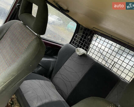 Красный ВАЗ 21213 Niva, объемом двигателя 1.57 л и пробегом 245 тыс. км за 2250 $, фото 7 на Automoto.ua