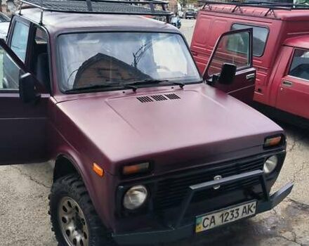 Красный ВАЗ 21213 Niva, объемом двигателя 1.69 л и пробегом 200 тыс. км за 3799 $, фото 12 на Automoto.ua