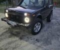 Красный ВАЗ 21213 Niva, объемом двигателя 1.69 л и пробегом 165 тыс. км за 3600 $, фото 7 на Automoto.ua