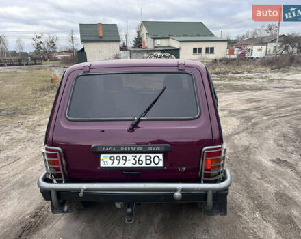 Червоний ВАЗ 21213 Niva, об'ємом двигуна 1.7 л та пробігом 120 тис. км за 2900 $, фото 5 на Automoto.ua