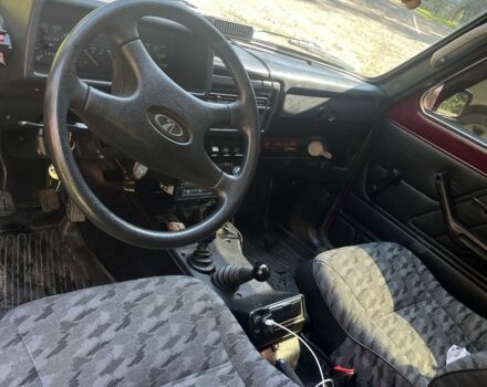 Червоний ВАЗ 21213 Niva, об'ємом двигуна 1.7 л та пробігом 47 тис. км за 3500 $, фото 3 на Automoto.ua