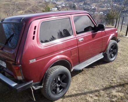 Красный ВАЗ 21213 Niva, объемом двигателя 1.69 л и пробегом 112 тыс. км за 3250 $, фото 12 на Automoto.ua