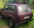 Красный ВАЗ 21213 Niva, объемом двигателя 1.69 л и пробегом 200 тыс. км за 3799 $, фото 2 на Automoto.ua