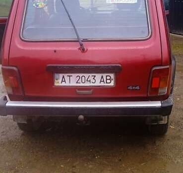 Червоний ВАЗ 21213 Niva, об'ємом двигуна 1.7 л та пробігом 150 тис. км за 2400 $, фото 4 на Automoto.ua