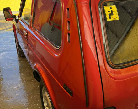 Красный ВАЗ 21213 Niva, объемом двигателя 1.69 л и пробегом 111 тыс. км за 3000 $, фото 4 на Automoto.ua