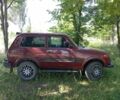 Красный ВАЗ 21213 Niva, объемом двигателя 1.7 л и пробегом 109 тыс. км за 2000 $, фото 1 на Automoto.ua