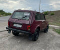 Красный ВАЗ 21213 Niva, объемом двигателя 1.7 л и пробегом 200 тыс. км за 2250 $, фото 2 на Automoto.ua