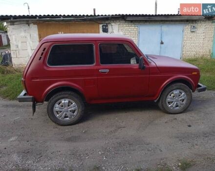 Красный ВАЗ 21213 Niva, объемом двигателя 1.7 л и пробегом 250 тыс. км за 2700 $, фото 5 на Automoto.ua