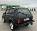 Червоний ВАЗ 21213 Niva, об'ємом двигуна 1.7 л та пробігом 250 тис. км за 999 $, фото 2 на Automoto.ua