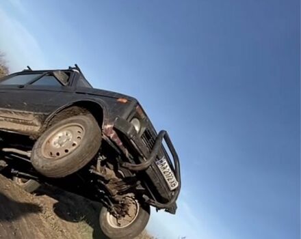 Червоний ВАЗ 21213 Niva, об'ємом двигуна 1.7 л та пробігом 250 тис. км за 999 $, фото 14 на Automoto.ua