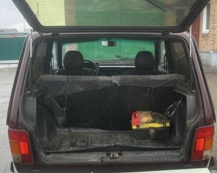 Красный ВАЗ 21213 Niva, объемом двигателя 1.7 л и пробегом 35 тыс. км за 1800 $, фото 4 на Automoto.ua