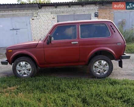 Красный ВАЗ 21213 Niva, объемом двигателя 1.7 л и пробегом 250 тыс. км за 2700 $, фото 2 на Automoto.ua