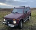 Красный ВАЗ 21213 Niva, объемом двигателя 1.7 л и пробегом 100 тыс. км за 2750 $, фото 1 на Automoto.ua