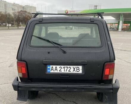 Червоний ВАЗ 21213 Niva, об'ємом двигуна 1.7 л та пробігом 250 тис. км за 999 $, фото 3 на Automoto.ua