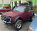 Красный ВАЗ 21213 Niva, объемом двигателя 1.69 л и пробегом 200 тыс. км за 3900 $, фото 1 на Automoto.ua