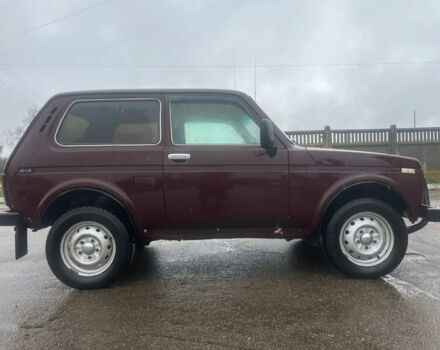 Красный ВАЗ 21213 Niva, объемом двигателя 1.7 л и пробегом 35 тыс. км за 1800 $, фото 1 на Automoto.ua