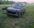 Красный ВАЗ 21213 Niva, объемом двигателя 1.7 л и пробегом 150 тыс. км за 1199 $, фото 1 на Automoto.ua